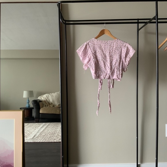 ZAFUL Pink Floral Tie-Up Top - Picture 2 of 3